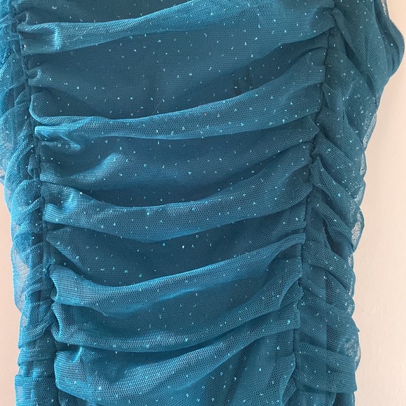 Junior - sparkle formal dress - Picture 2 of 3